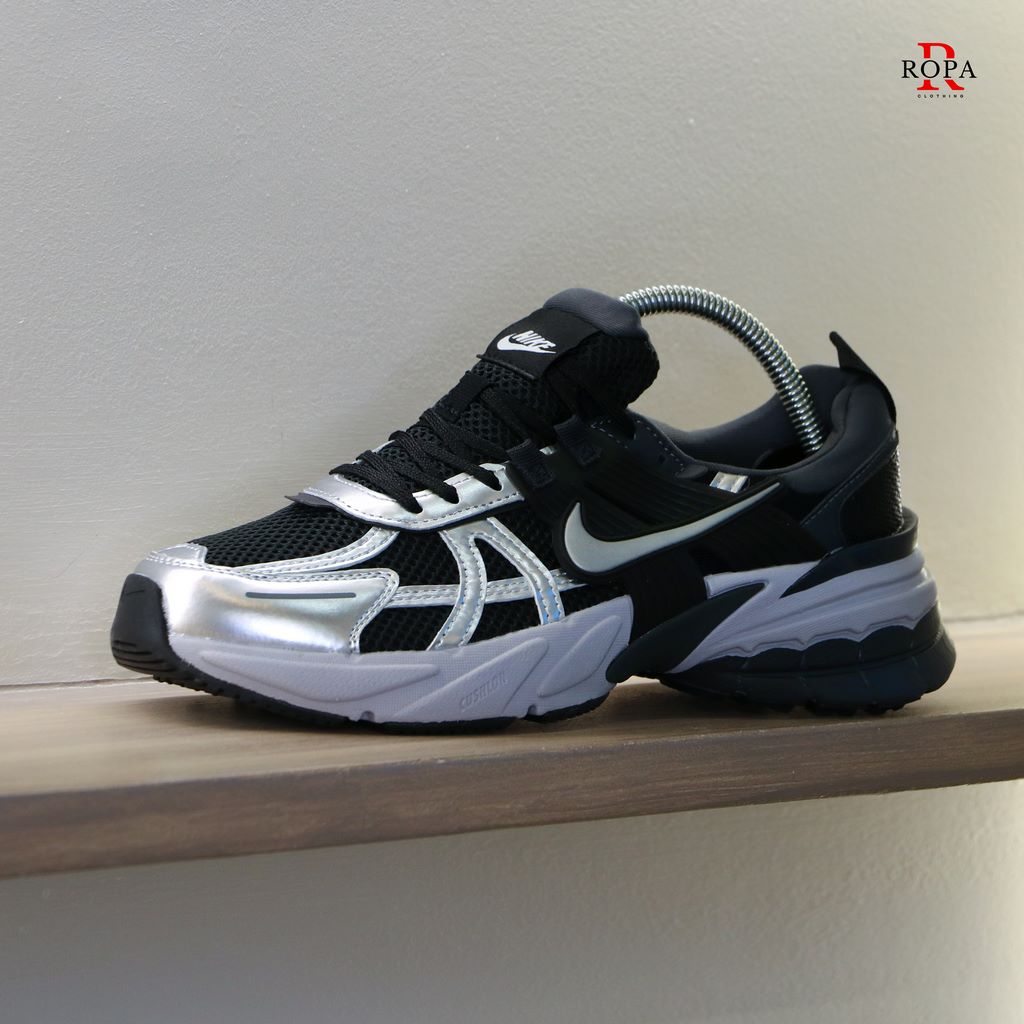 NIKE V2k
