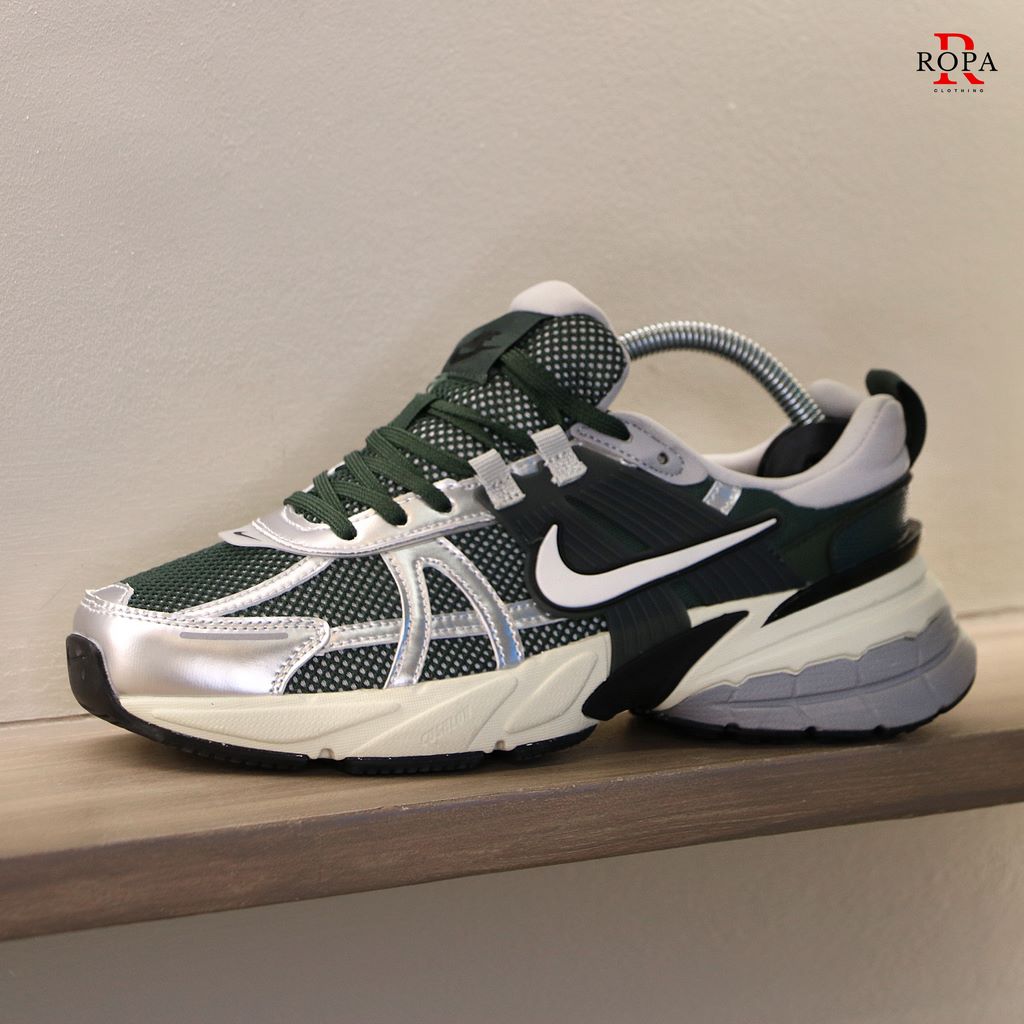 NIKE V2k