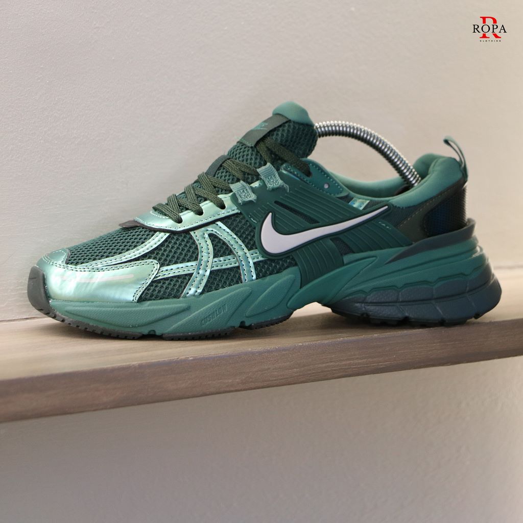 NIKE V2k